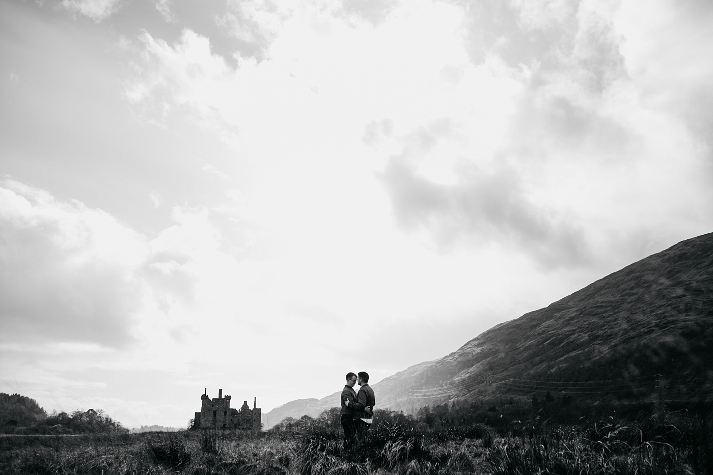 jo-donaldson-photography-kilchurn-castle-engagement-bproud2017