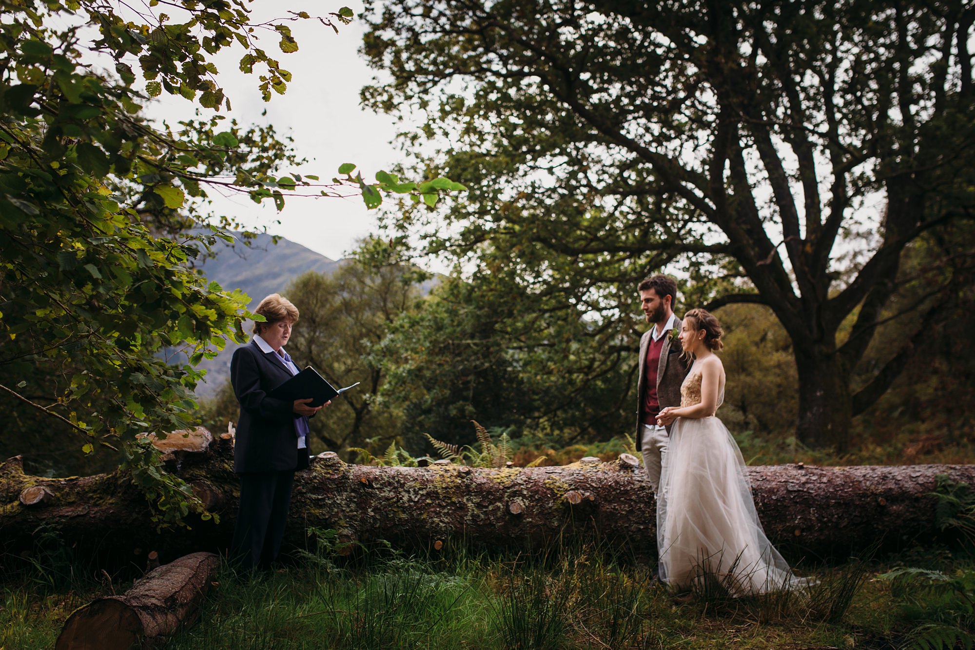 Eloping to Scotland - a civil wedding ceremony in Glencoe