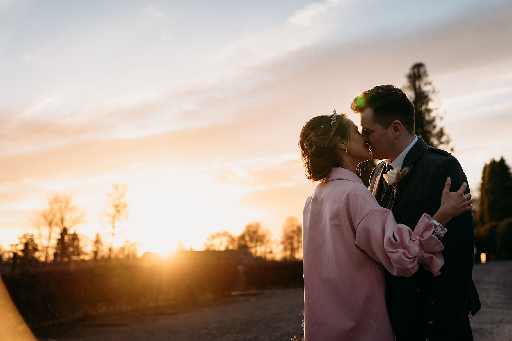 cromlix hotel garden grounds bride groom couples wedding portrait 